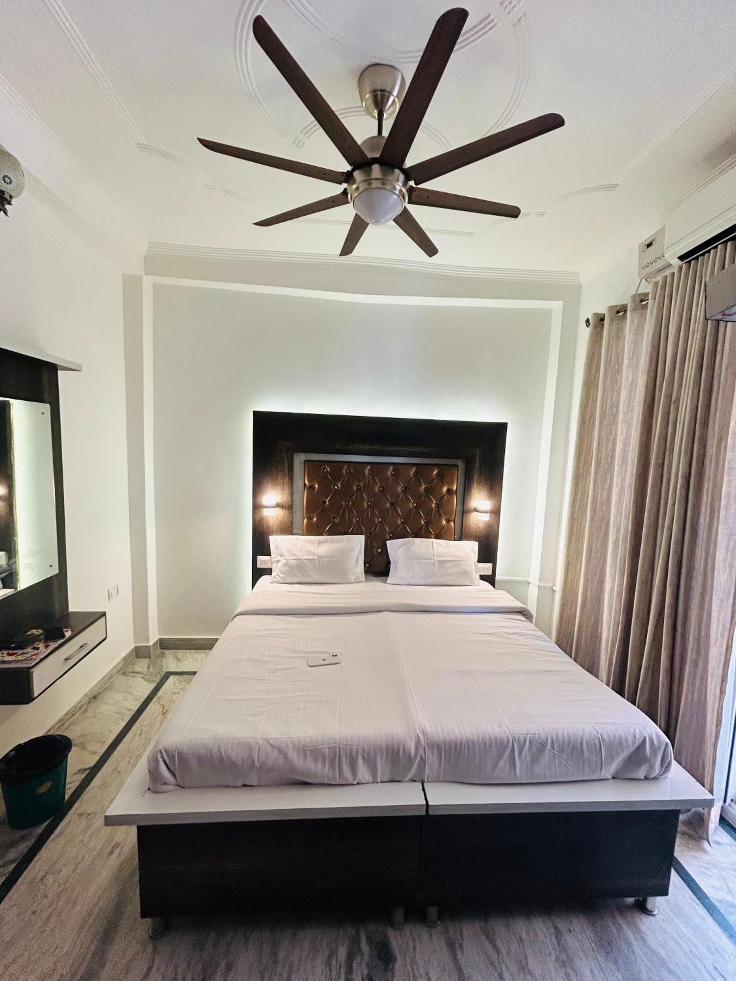 Maa Vaibhav Laxmi Guest House Rishīkesh Екстериор снимка